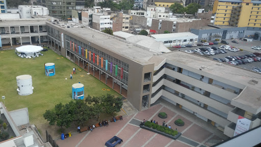 Universidad de Piura. Campus Lima