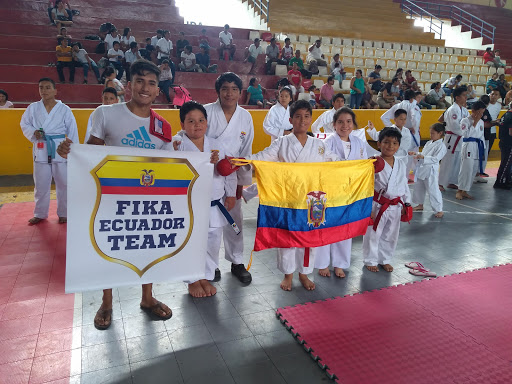 Gimnasio Full Vida y Artes Marciales